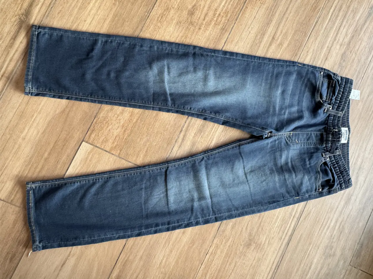 Jean Levi's - imagen 1