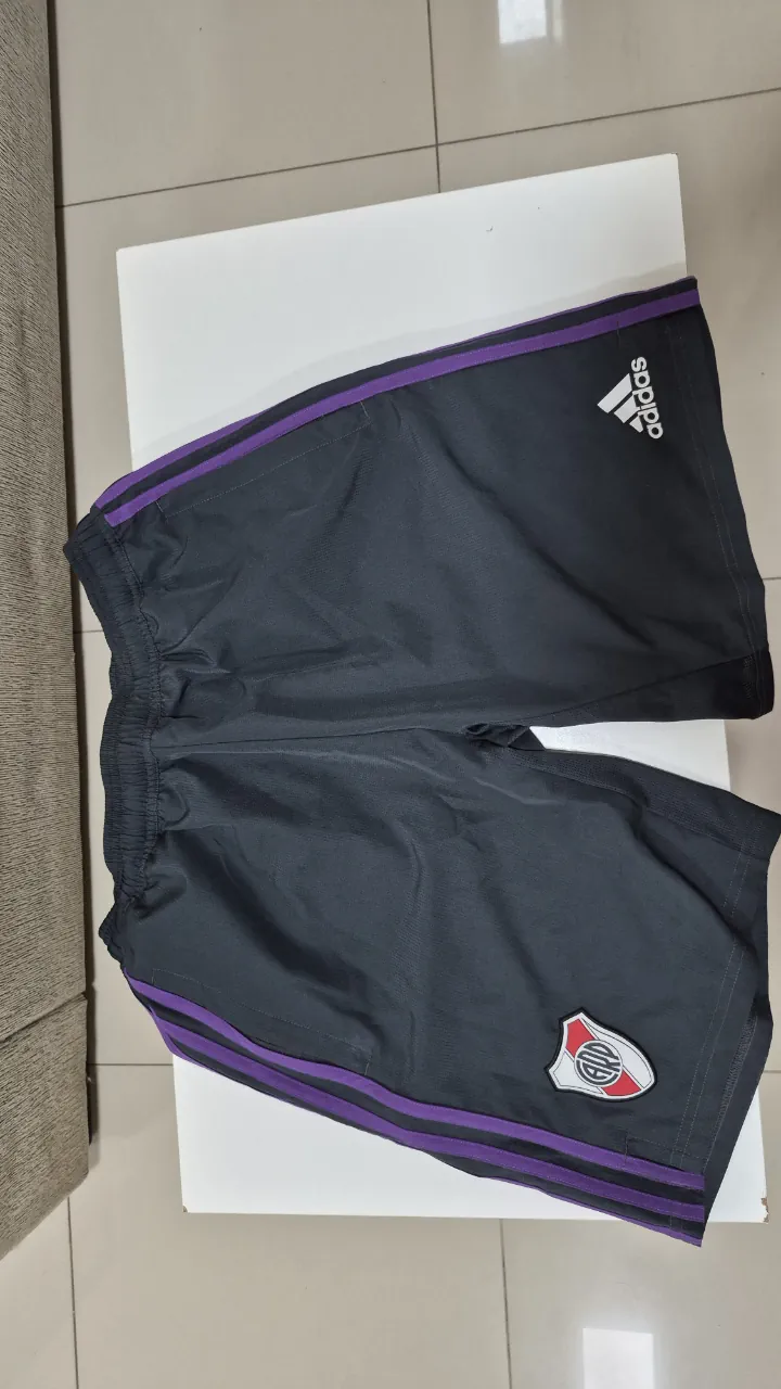 adidas · Talle M