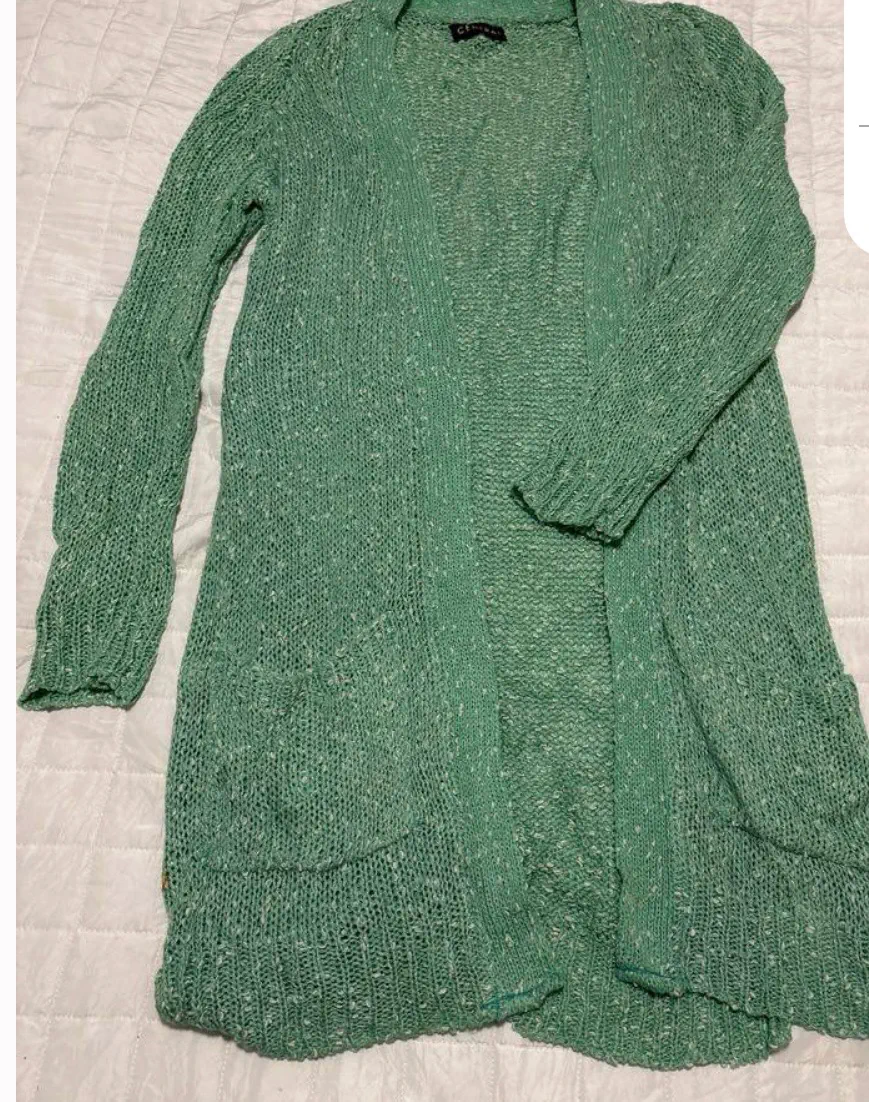 Sweater central - imagen 1