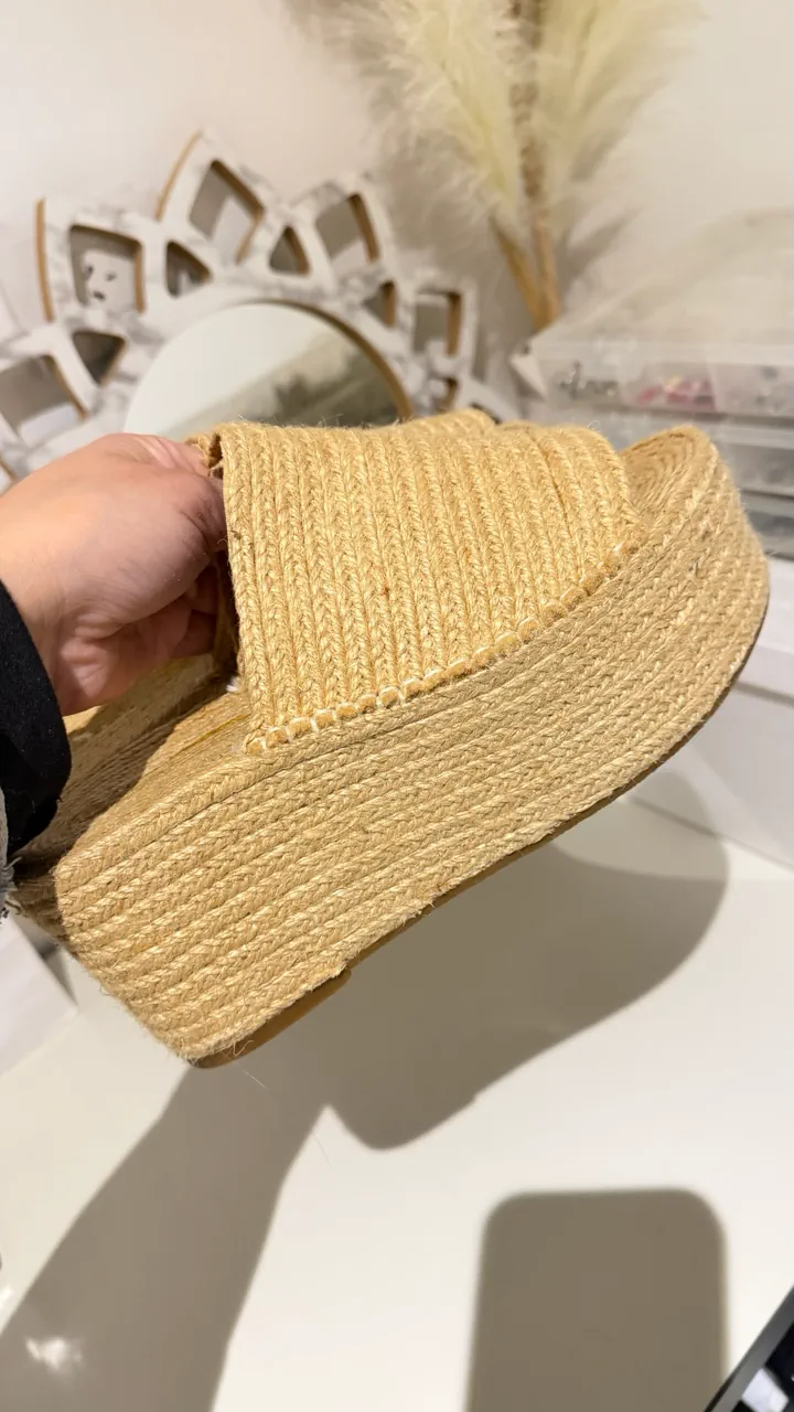 Zuecos Zara · Talle AR 37