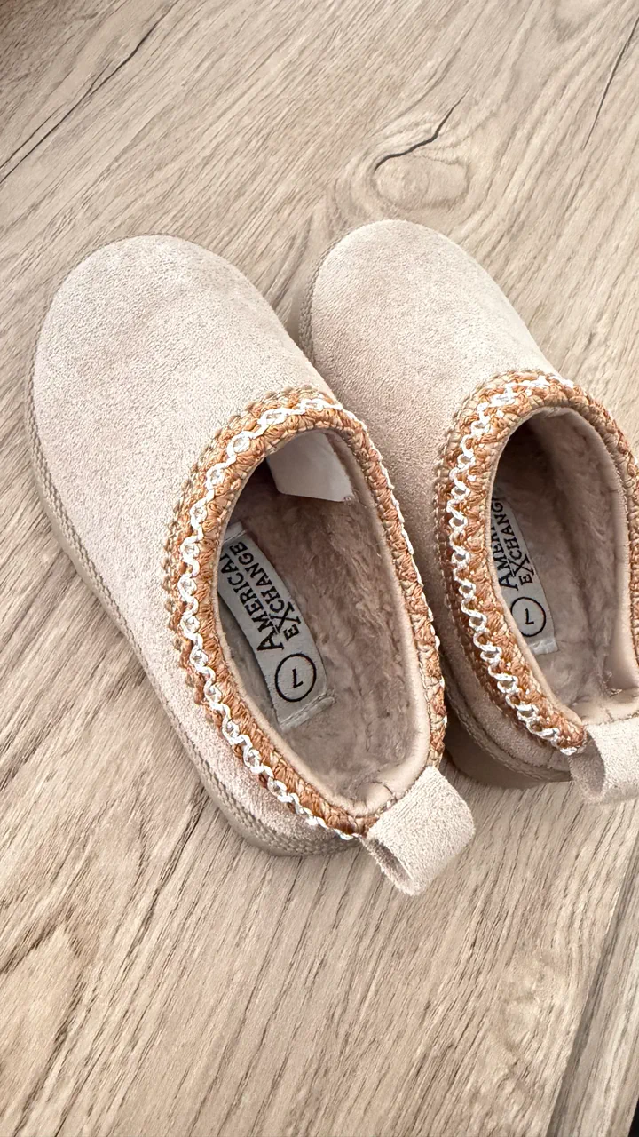 Pantuflas Sin marca · Talle AR 23