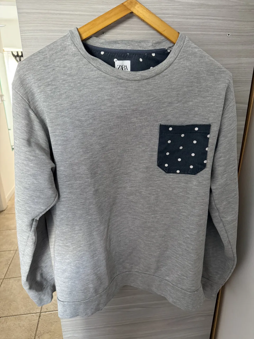 Buzo Zara · Talle L