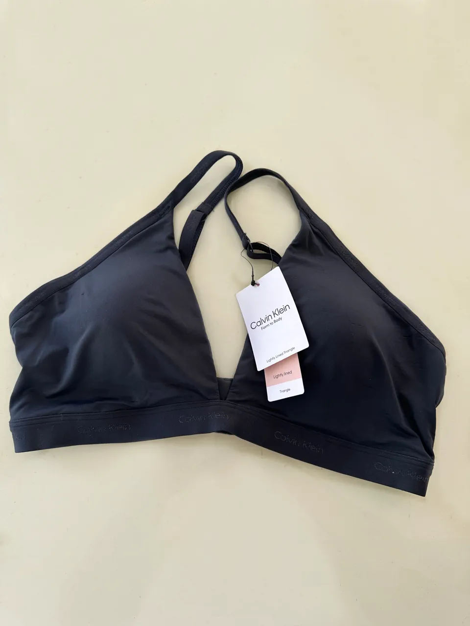 Calvin Klein · Talle XL