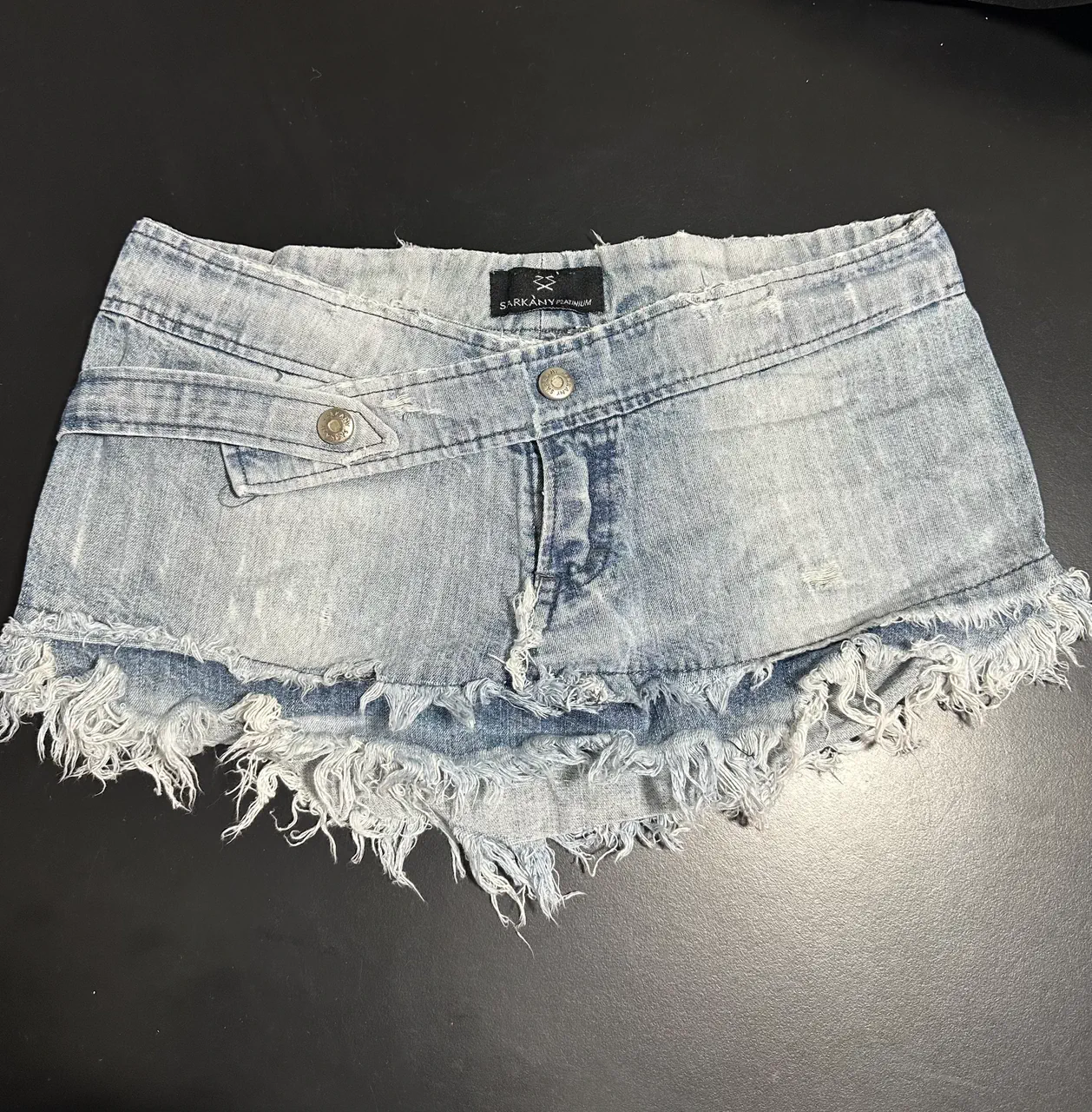 Short Sarkany - imagen 1