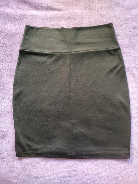 Pollera sin marca · Talle 2