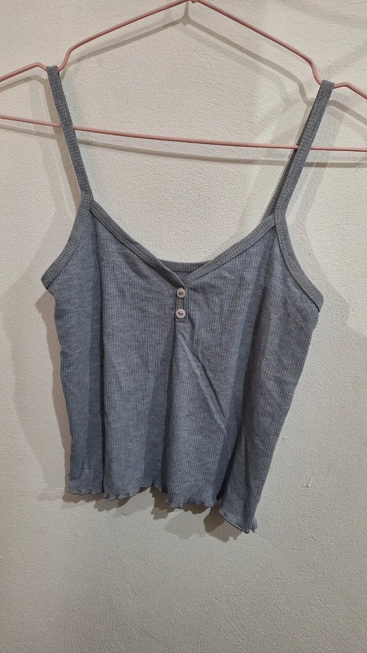 Musculosa A ≠ - imagen 1