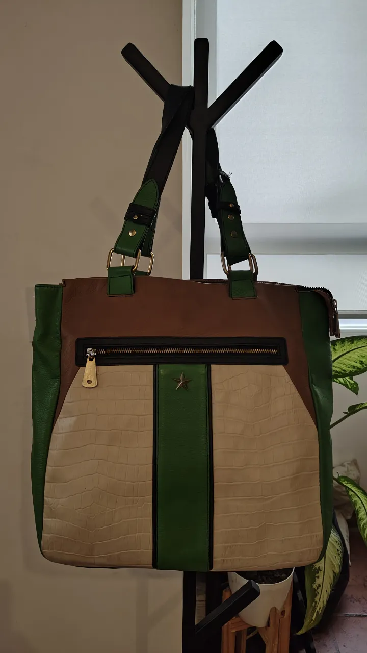 Cartera Uma - imagen 1