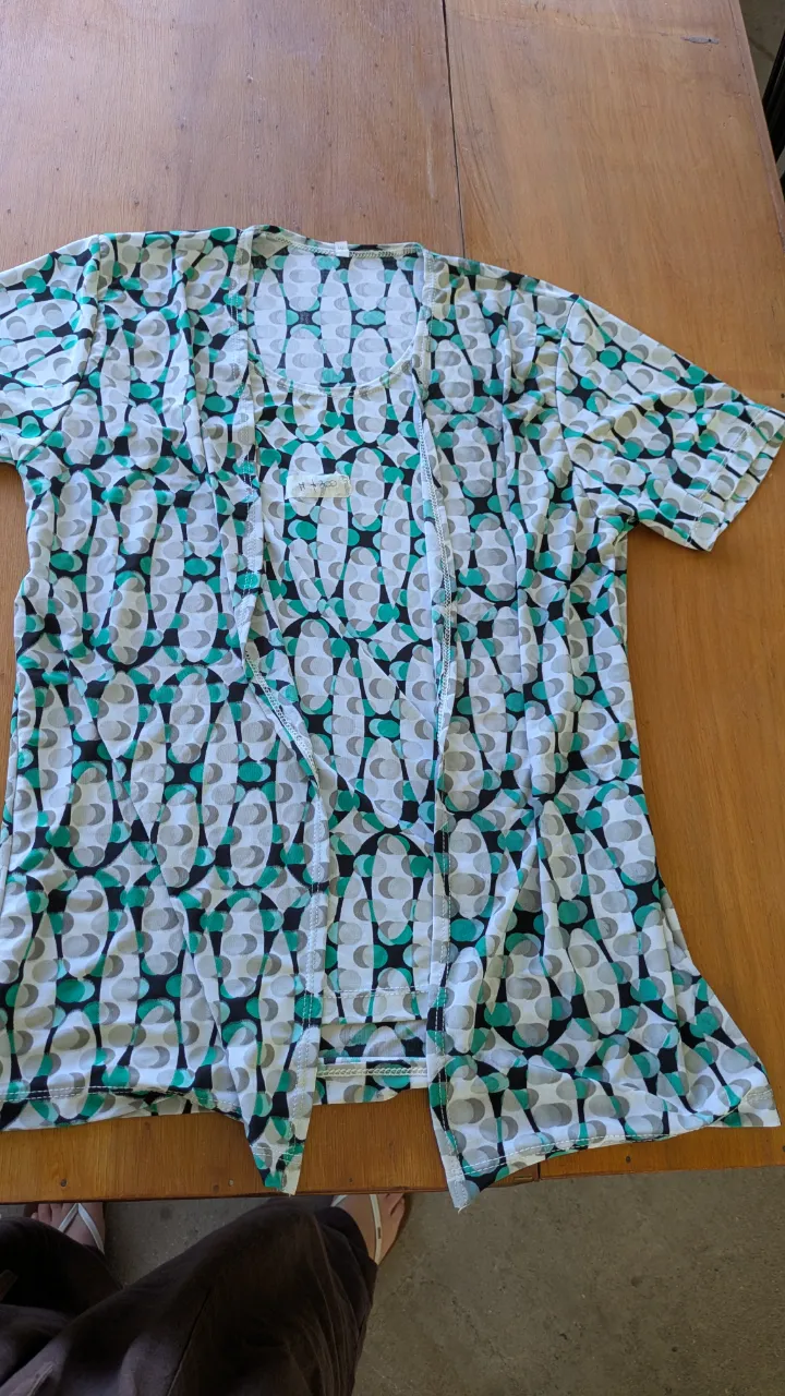 Remera Mujer · Talle M