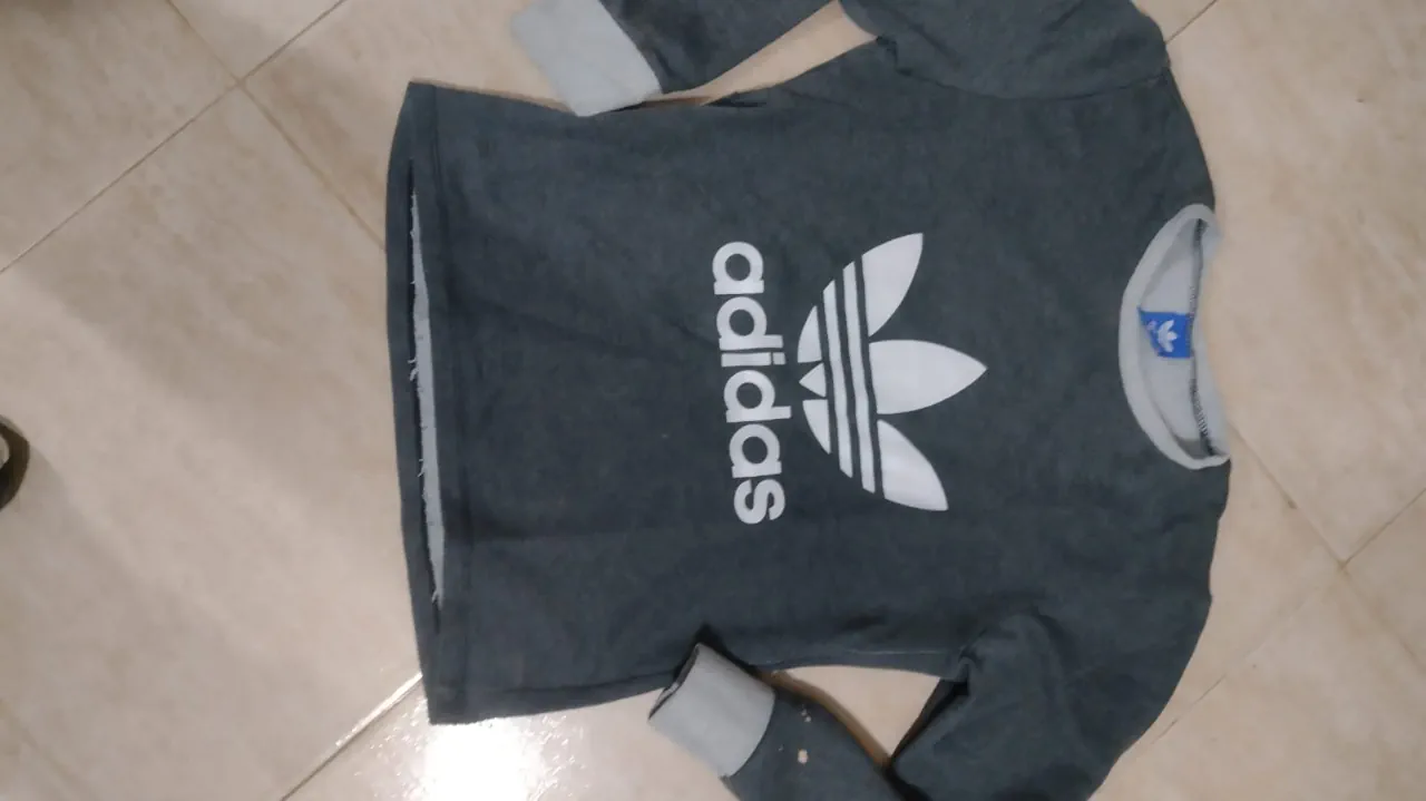 Buzo adidas - imagen 1