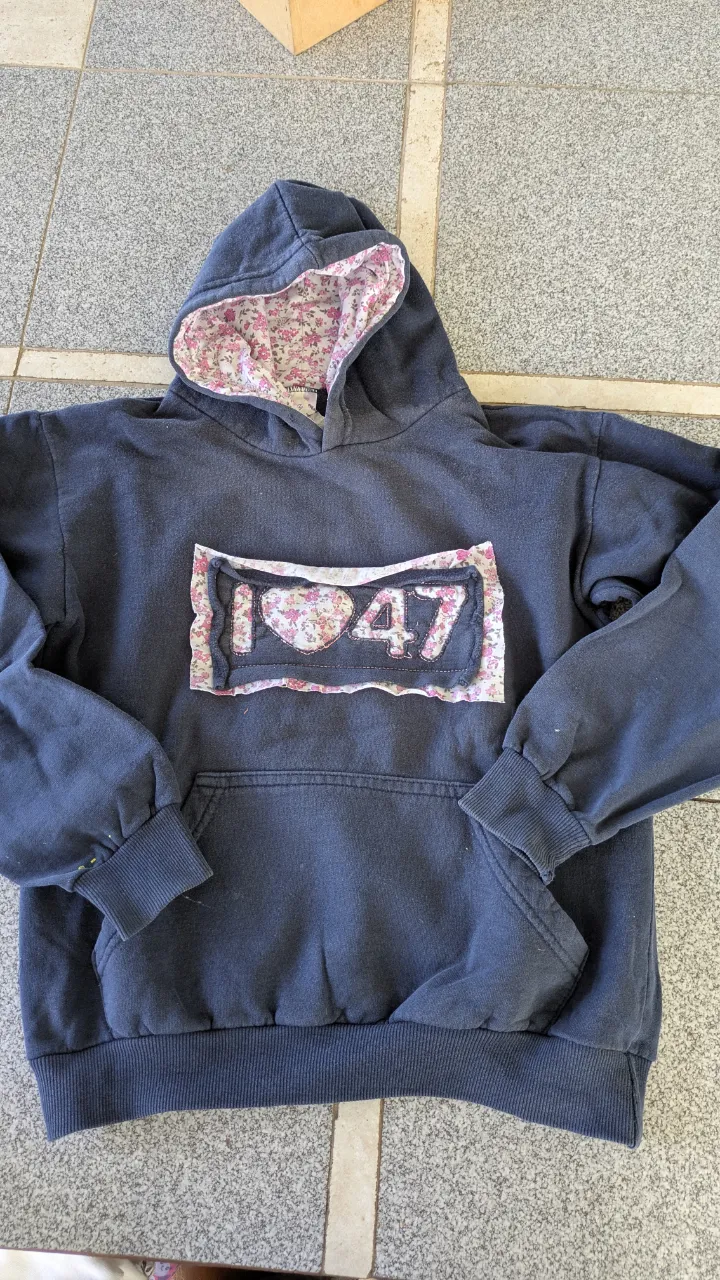 Buzo 47 Street · Talle 10 años / 140 cm