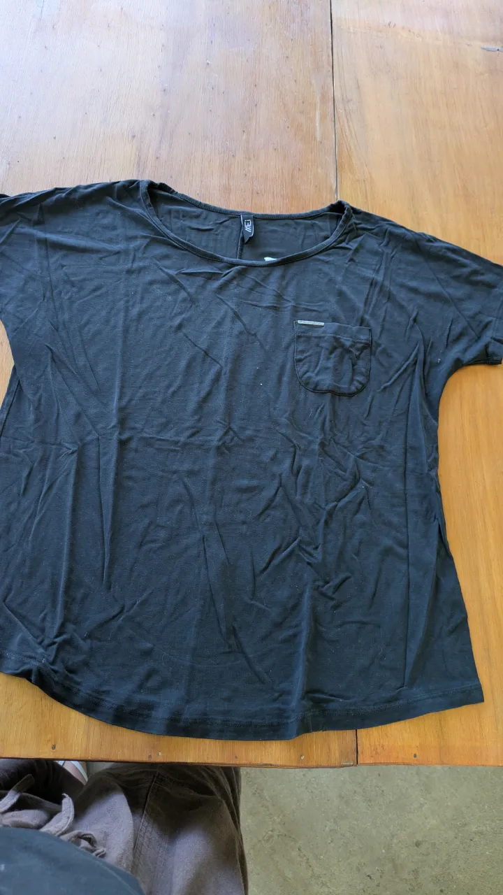 Remera bw - imagen 1