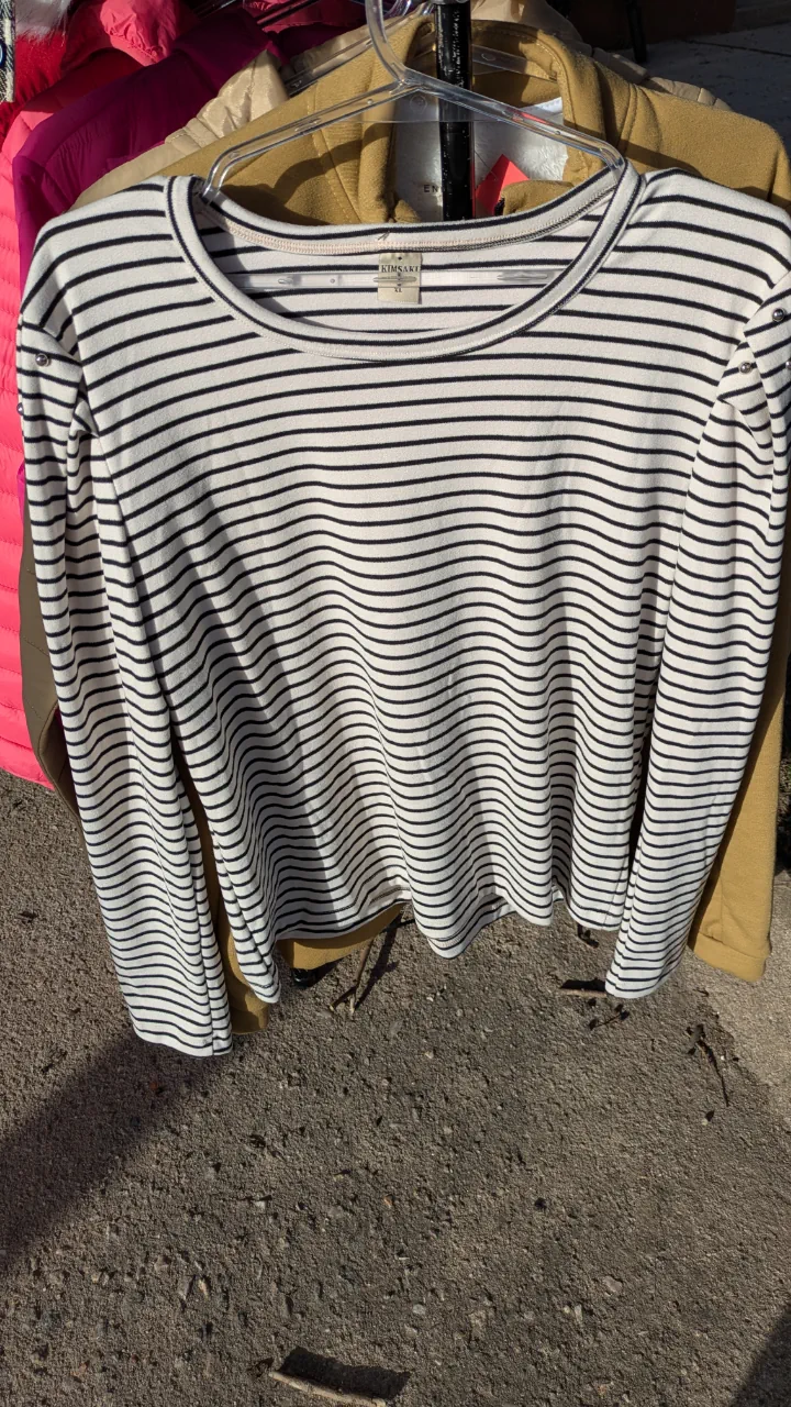 Remera Kimsaki - imagen 1