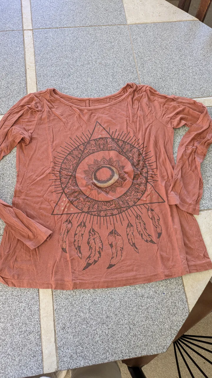 Remera A ≠ - imagen 1