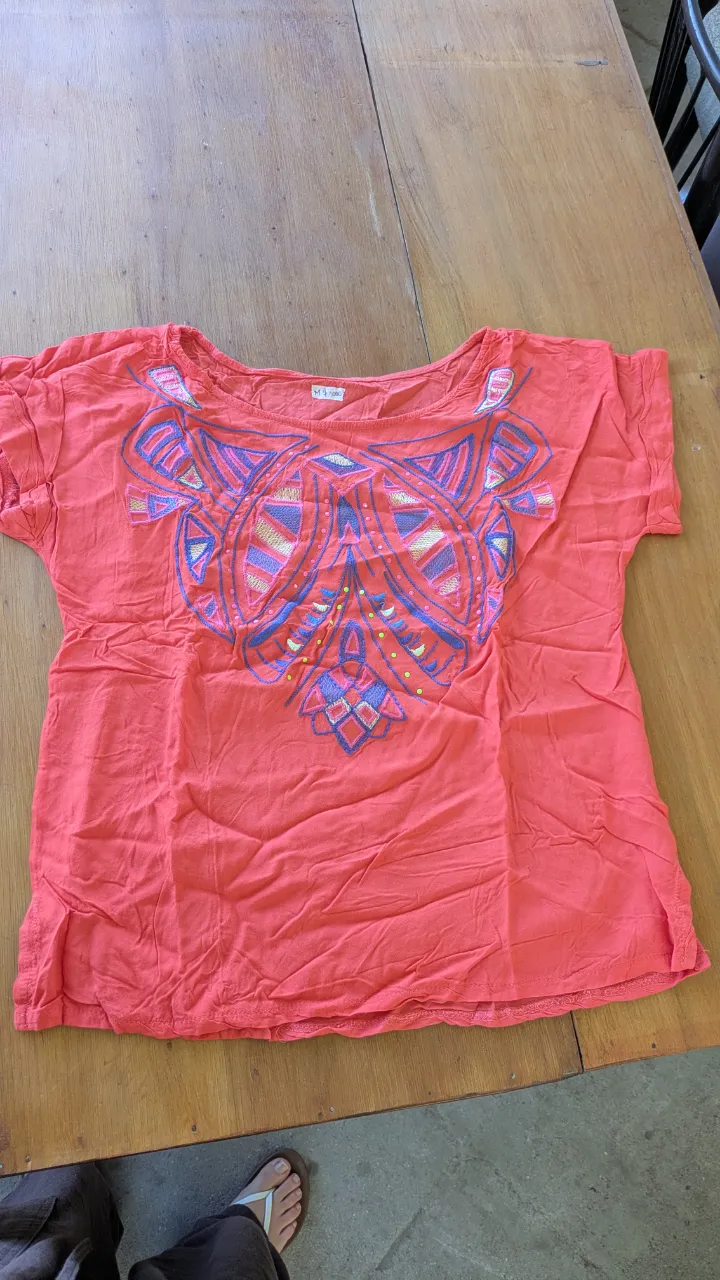 Remera Importada sin marca · Talle M