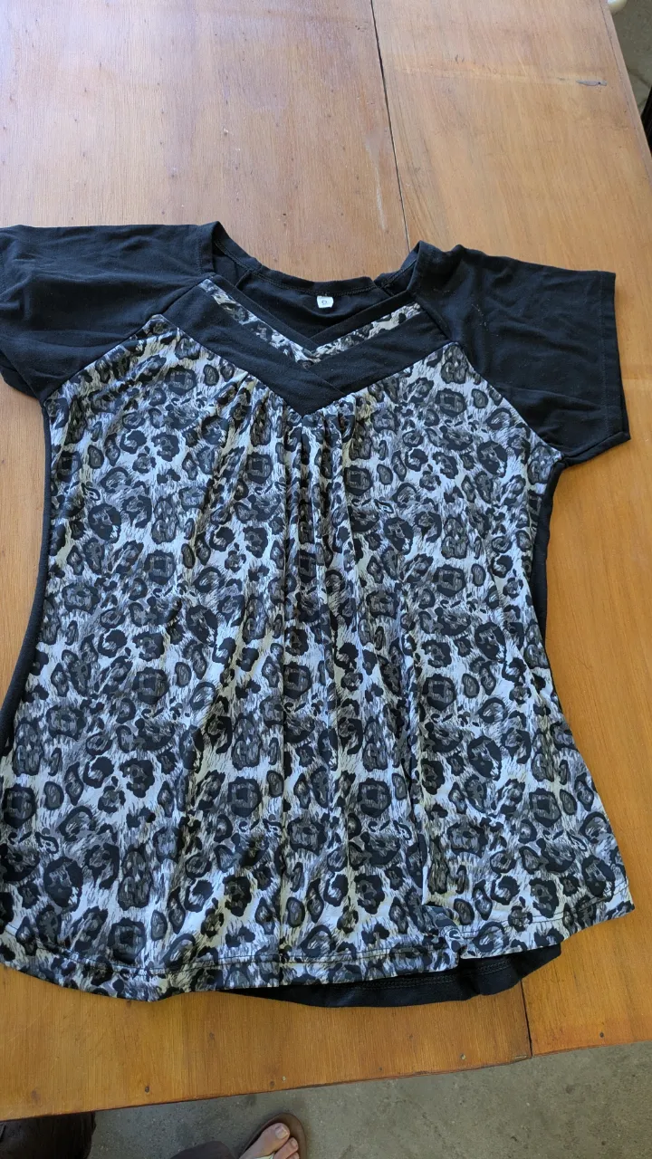 Remera Generica · Talle L