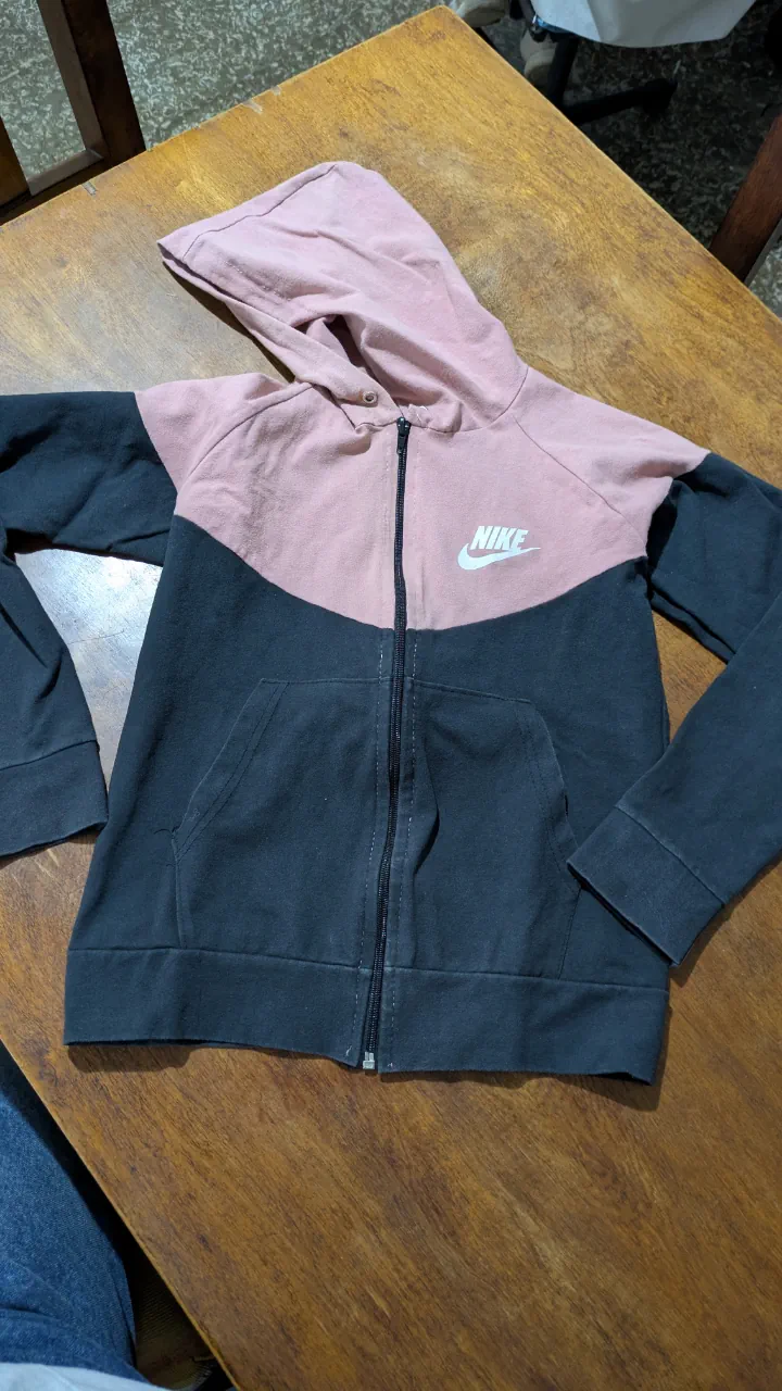 Campera Nike - imagen 1