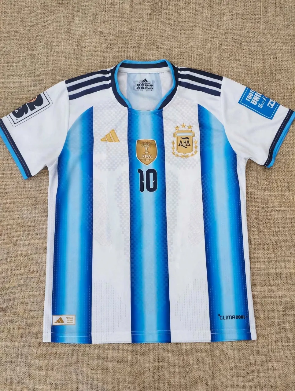 Camiseta adidas - imagen 1