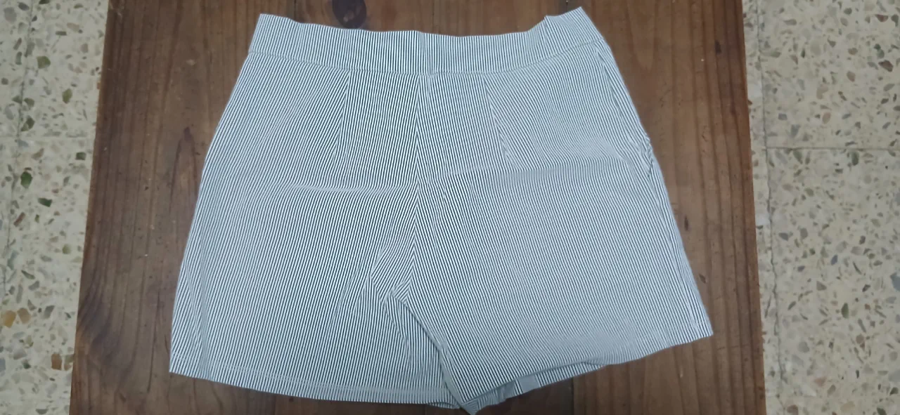 Short Sin marca - imagen 1