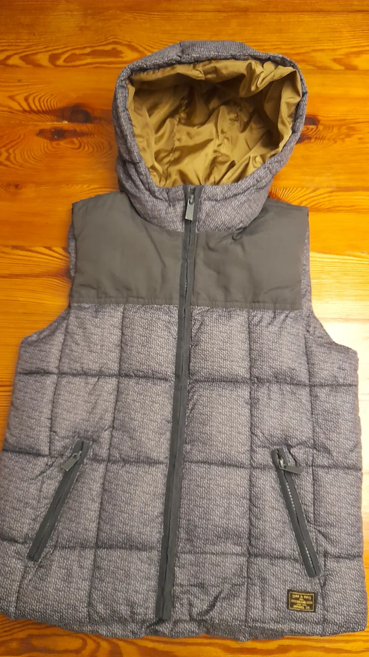 Chaleco Zara · Talle 10 años / 140 cm