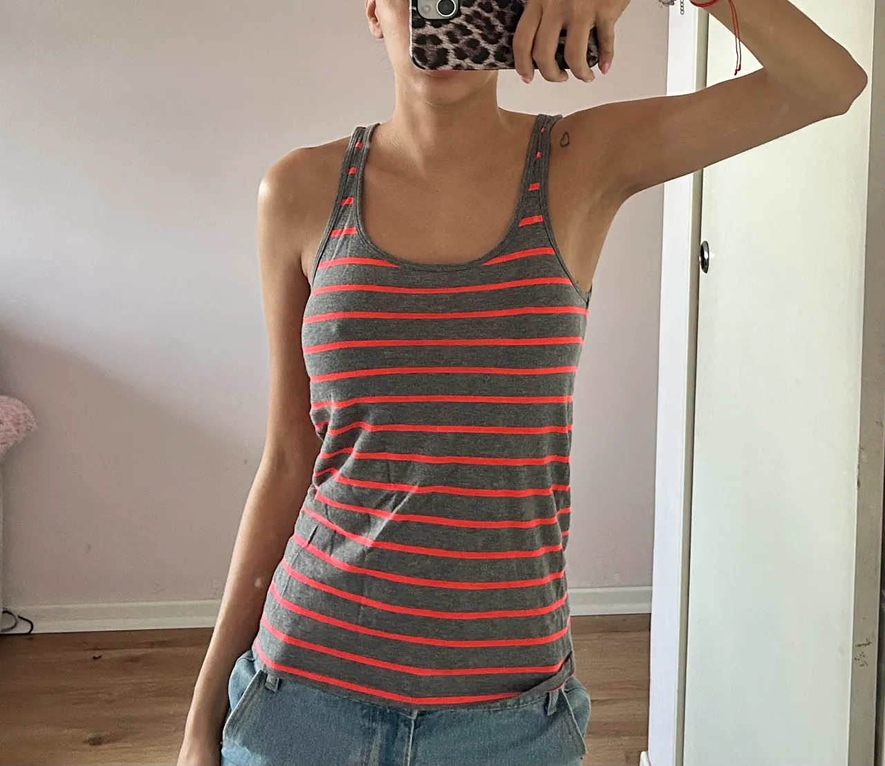 Musculosa Hym - imagen 1