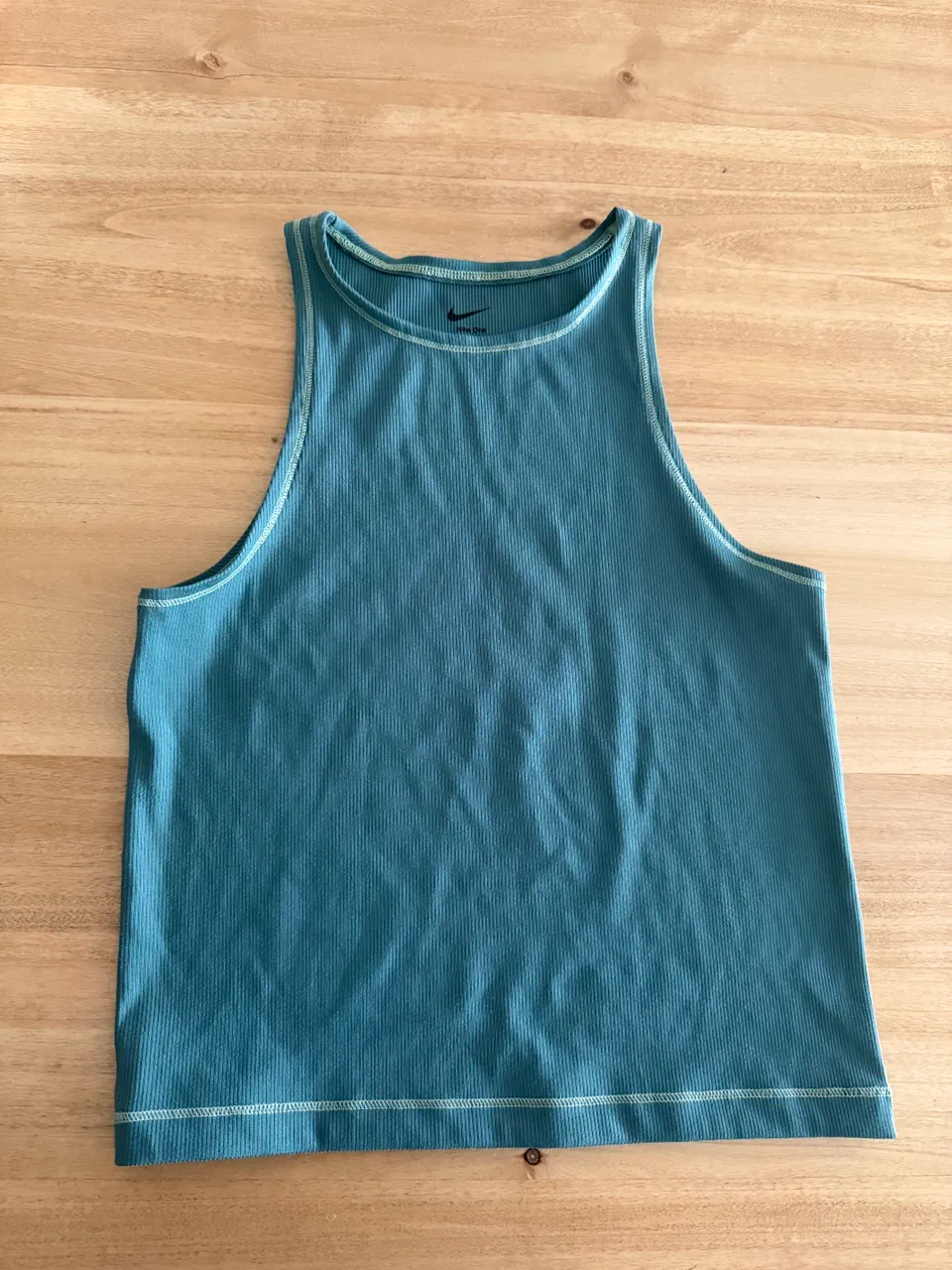 Nike · Talle S