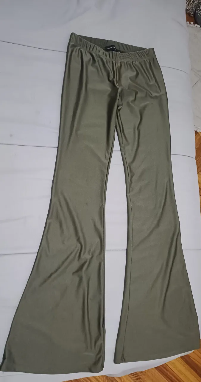 Pantalón Cuesta Blanca · Talle US 40