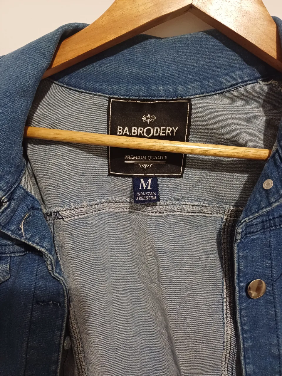 Campera Ba brodery - imagen 1