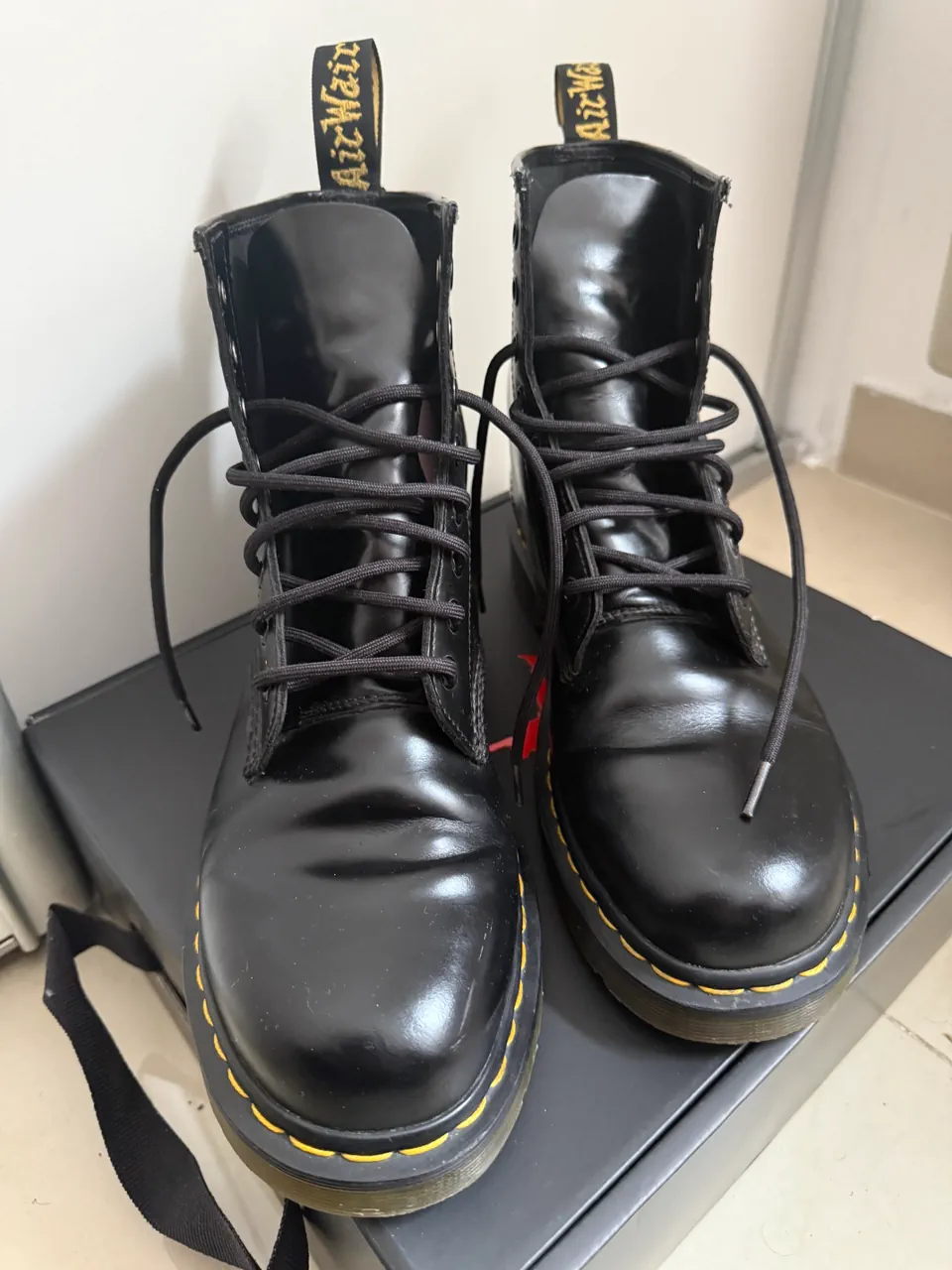 Dr. Martens · Talle EU 42