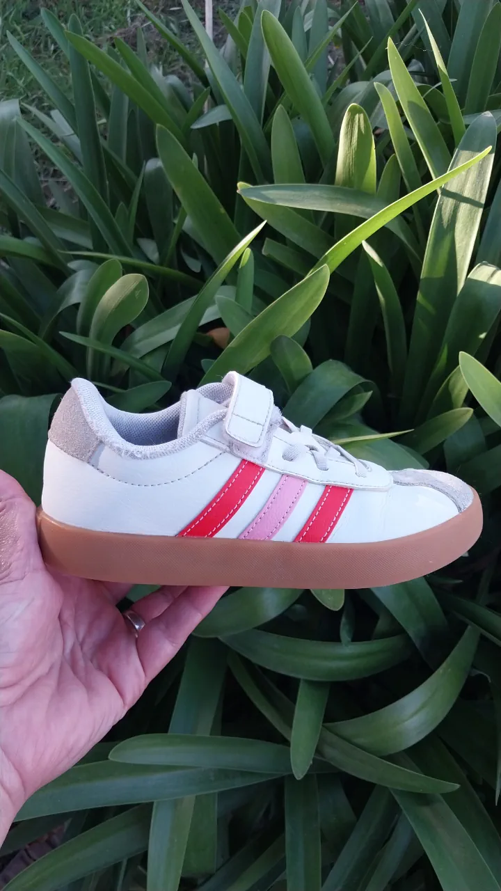 Zapatillas adidas · Talle AR 21