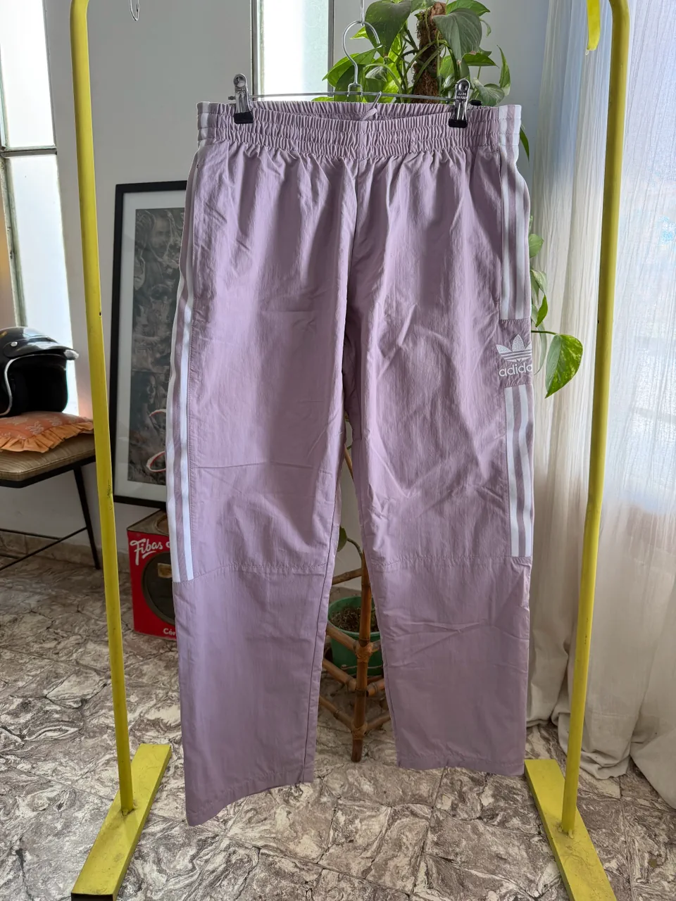 Pantalón adidas - imagen 1
