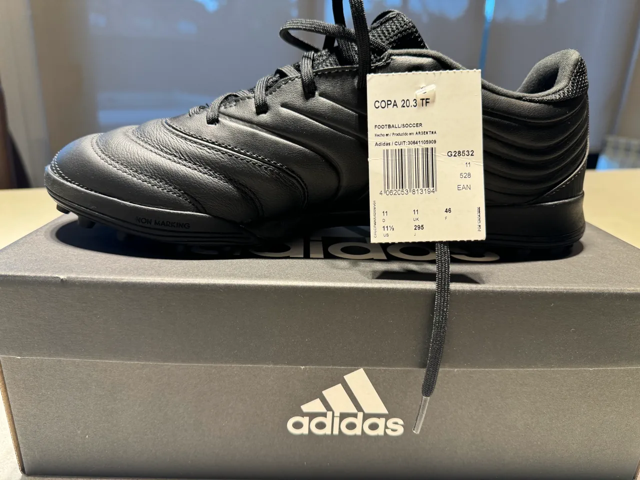 adidas · Talle US 11.5