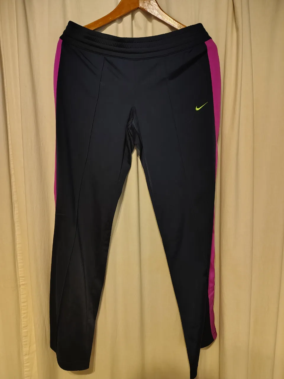 Pantalón Nike - imagen 1