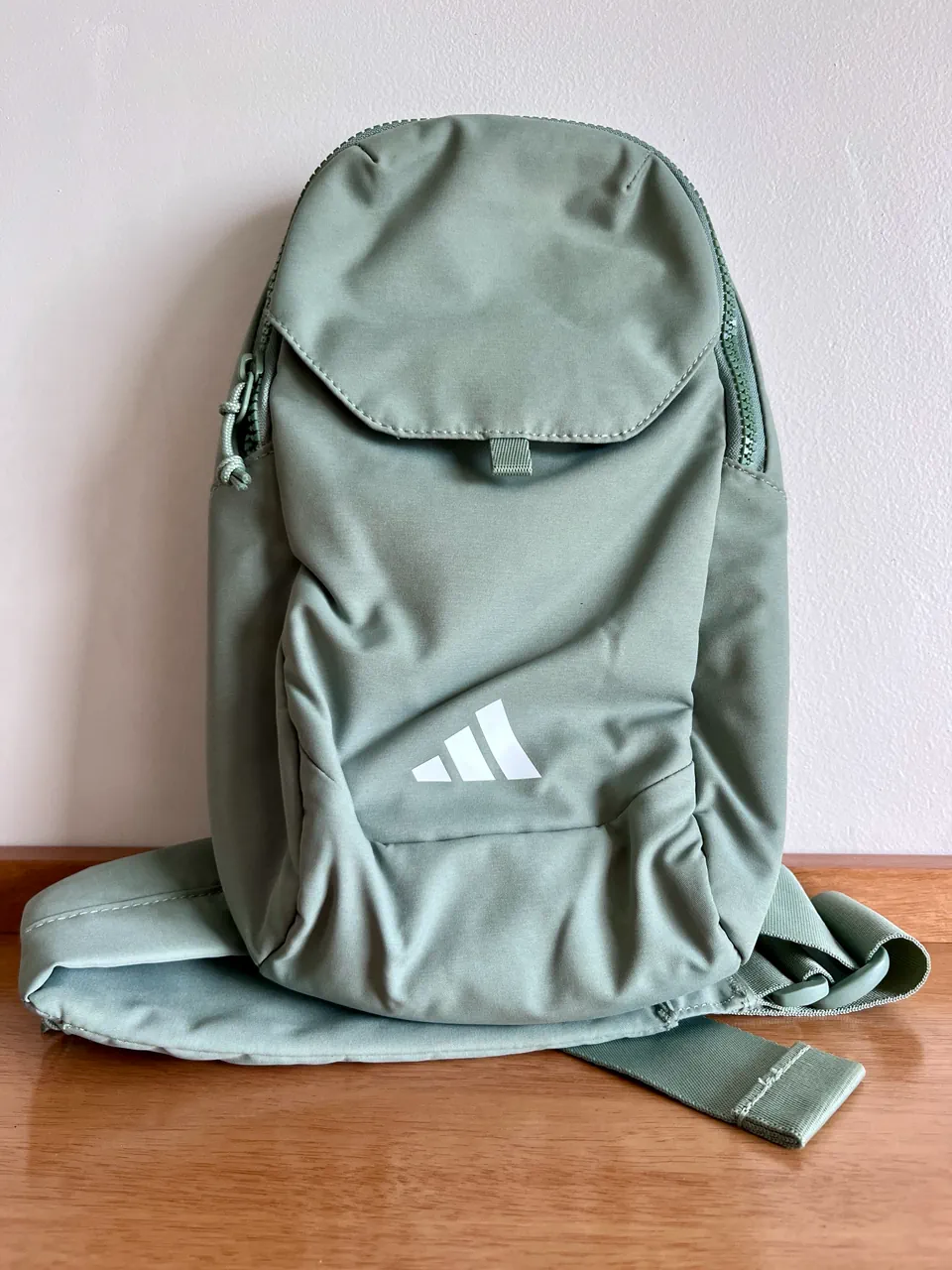 Mochila adidas - imagen 1