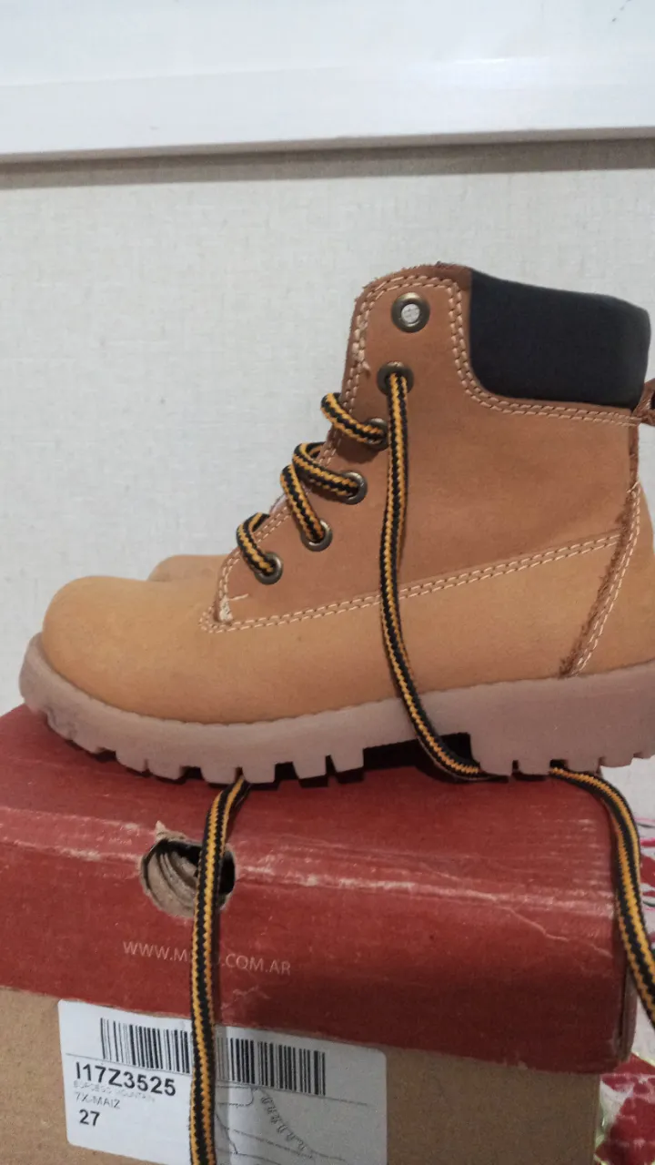Botines Mimo & Co · Talle AR 27