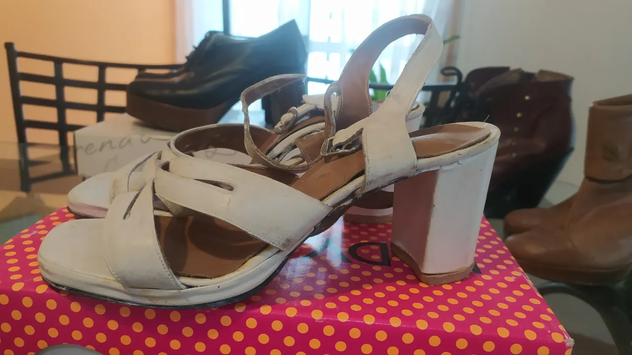 Sandalias Moda srl - imagen 1