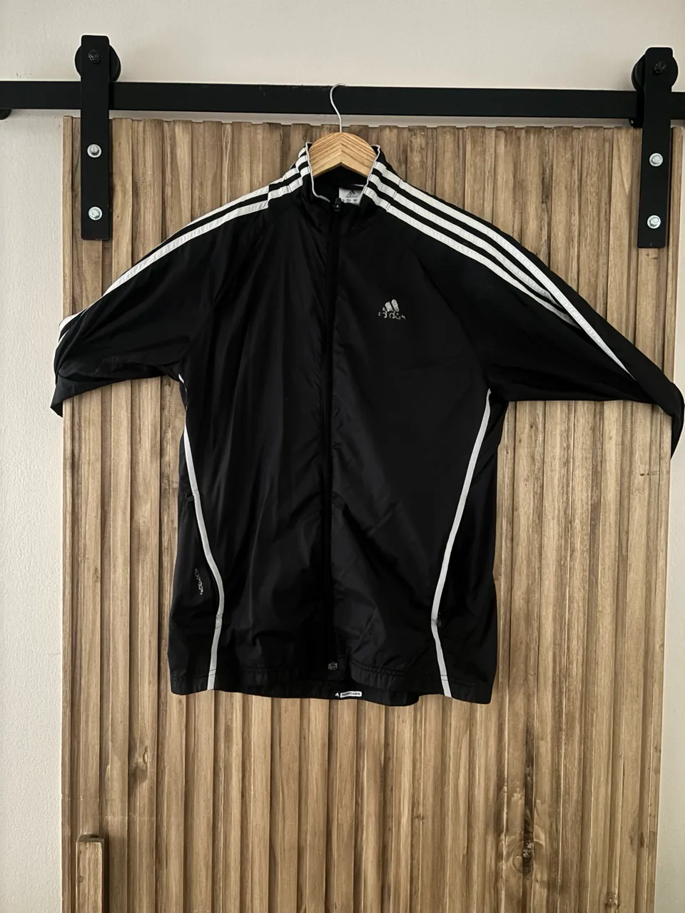 Campera adidas · Talle S