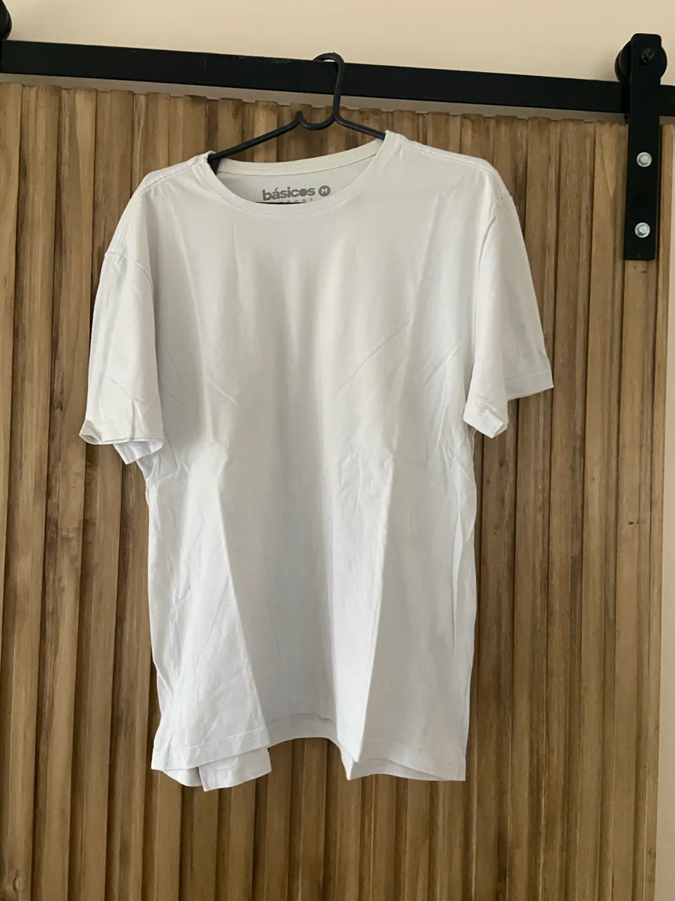 Remera Basicos · Talle M