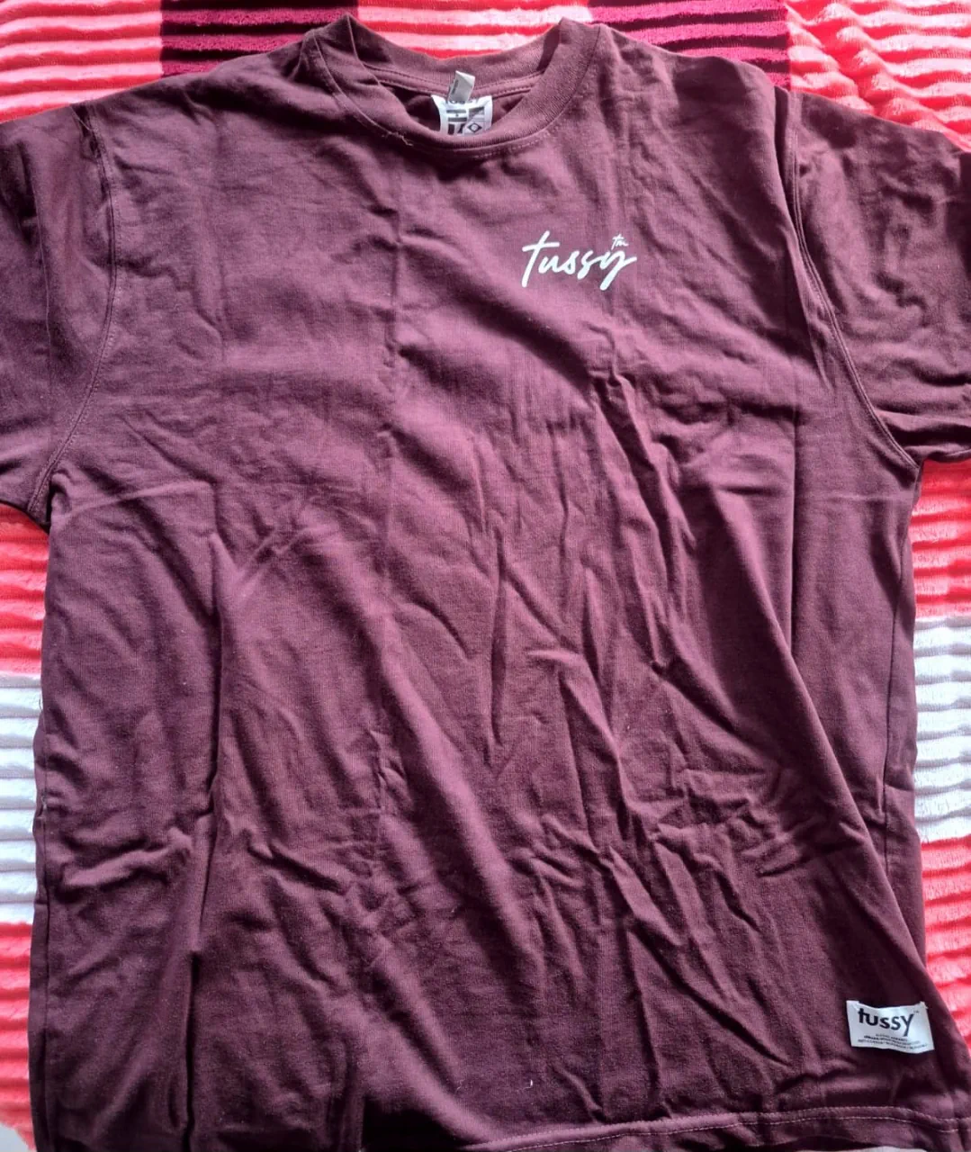 Remera Tussy · Talle L