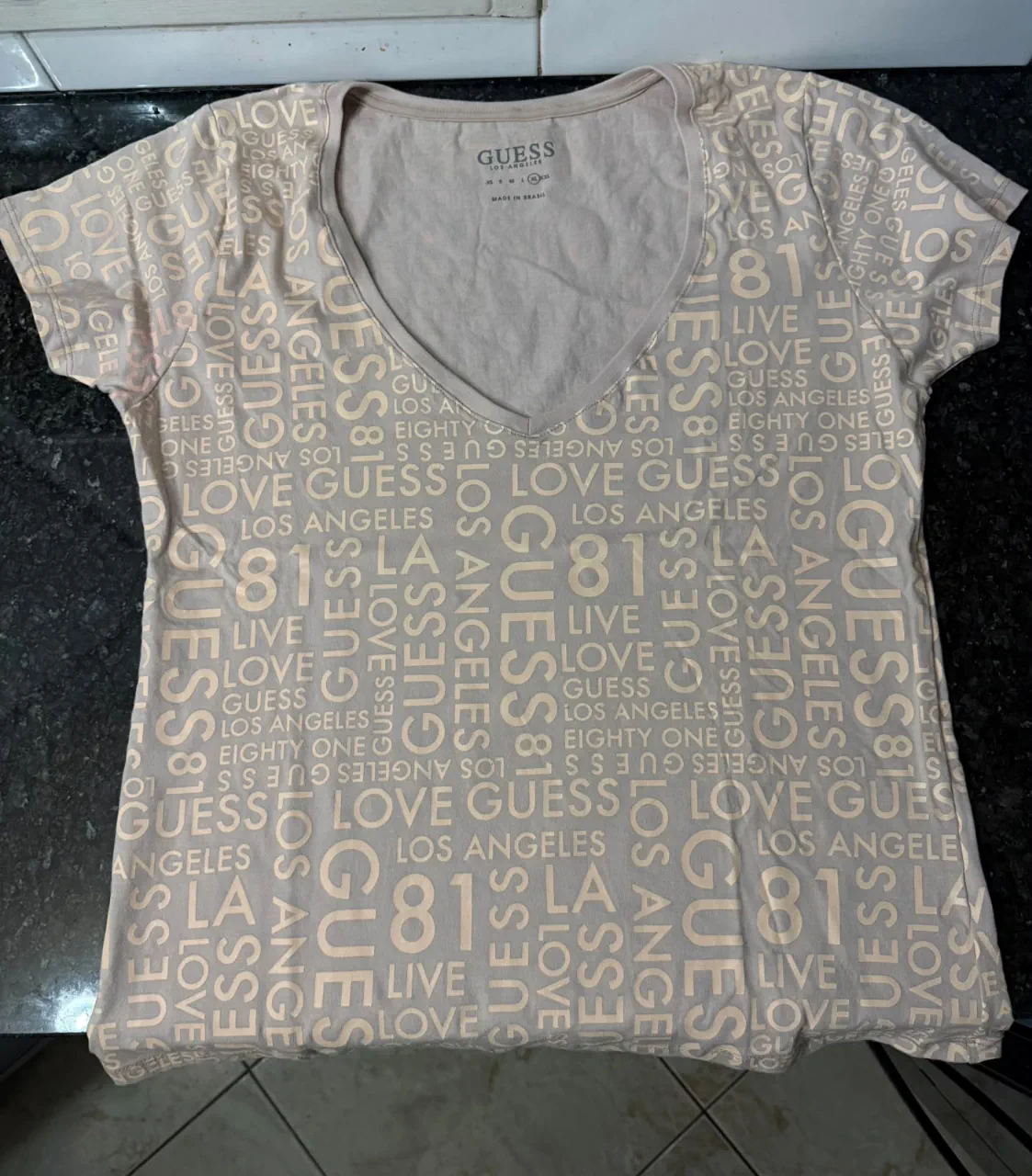 Remera GUESS - imagen 1