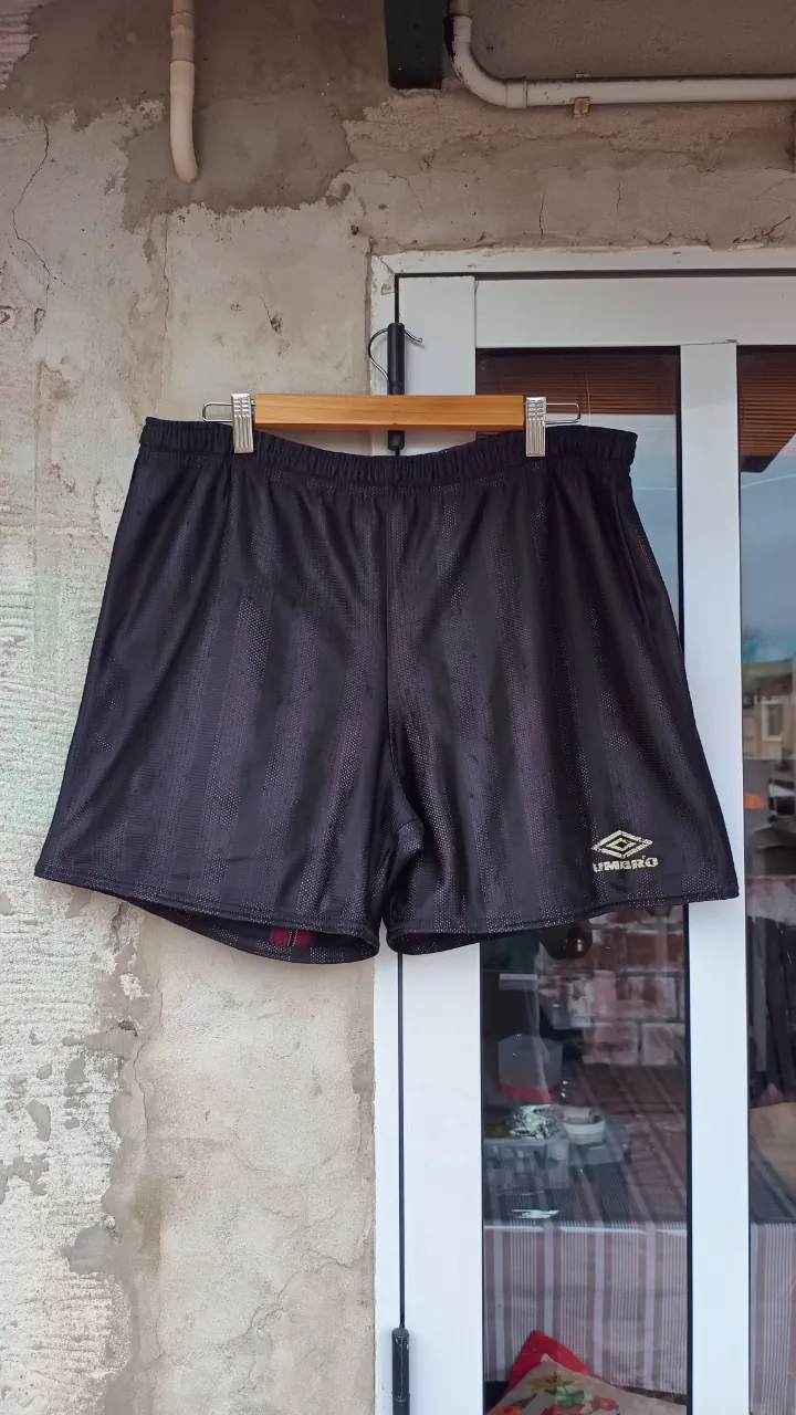 Short Umbro - imagen 1