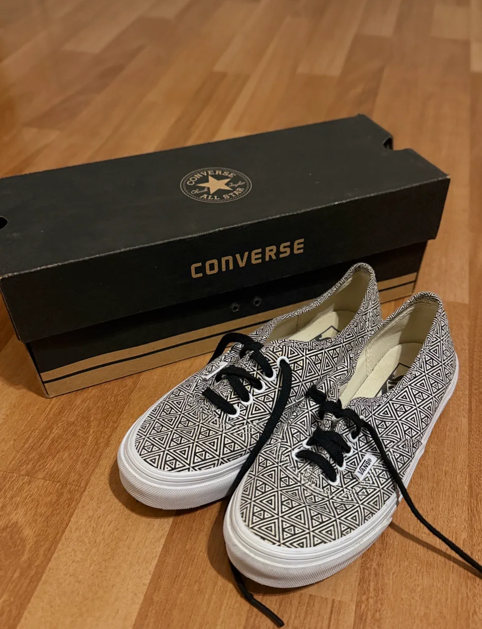 Vans · Talle AR 37