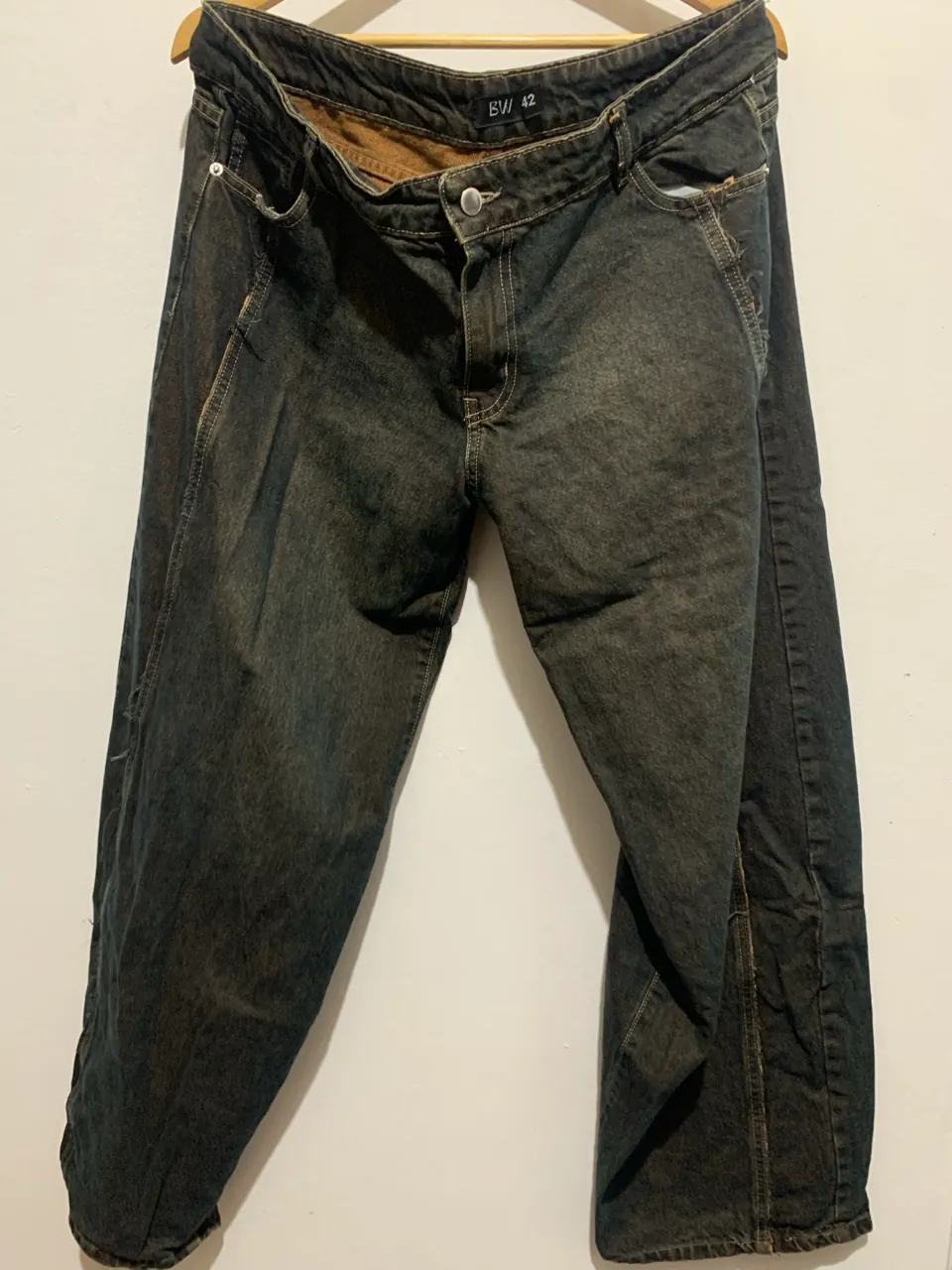 Jean bw - imagen 1