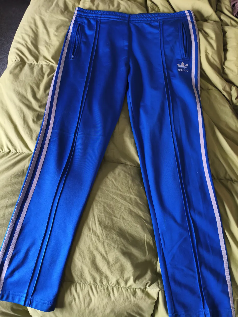 Pantalón adidas - imagen 1