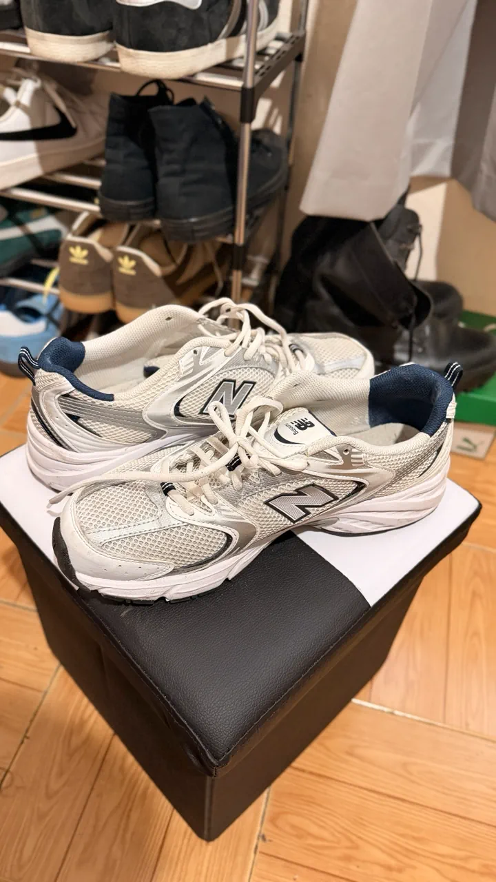 New Balance · Talle AR 42