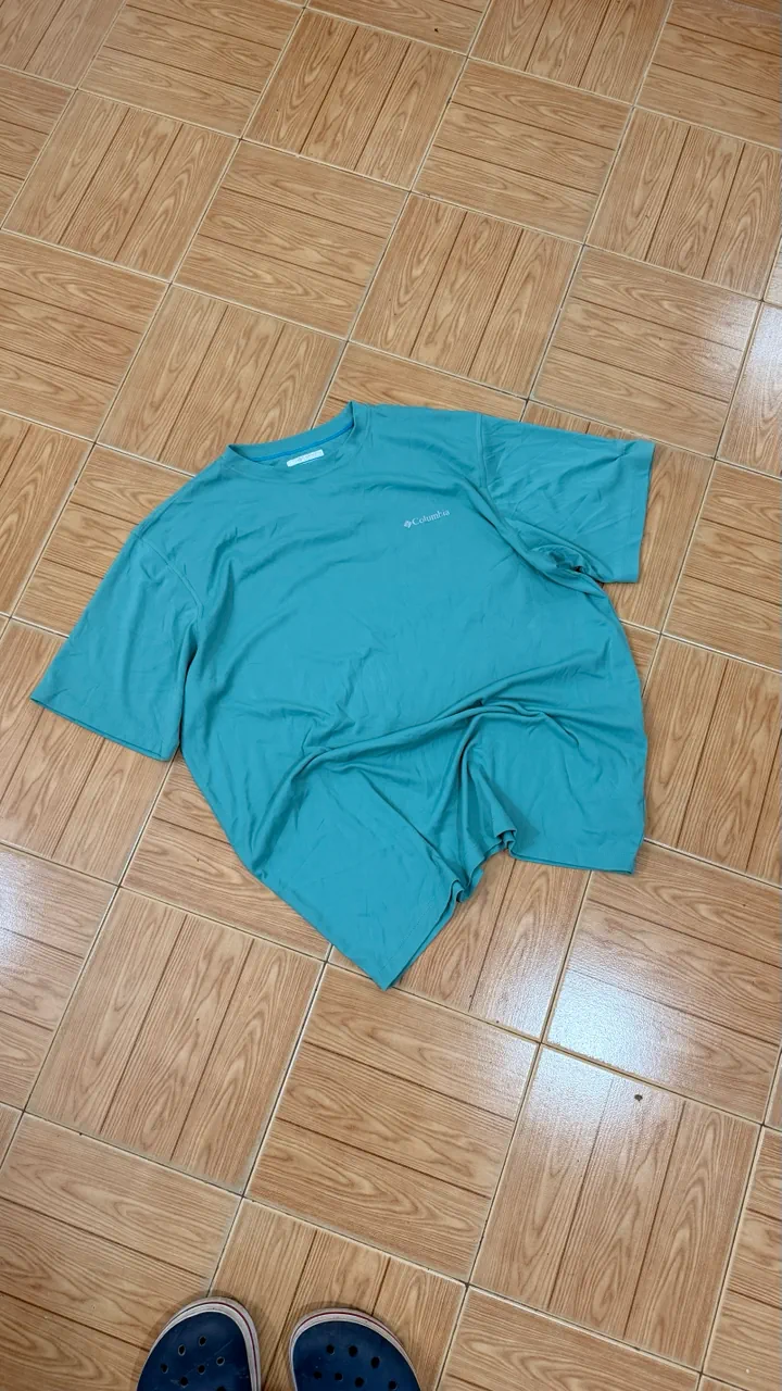 Remera Columbia · Talle XL