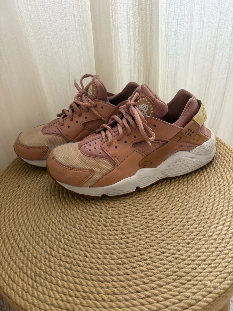 Nike · Talle AR 37