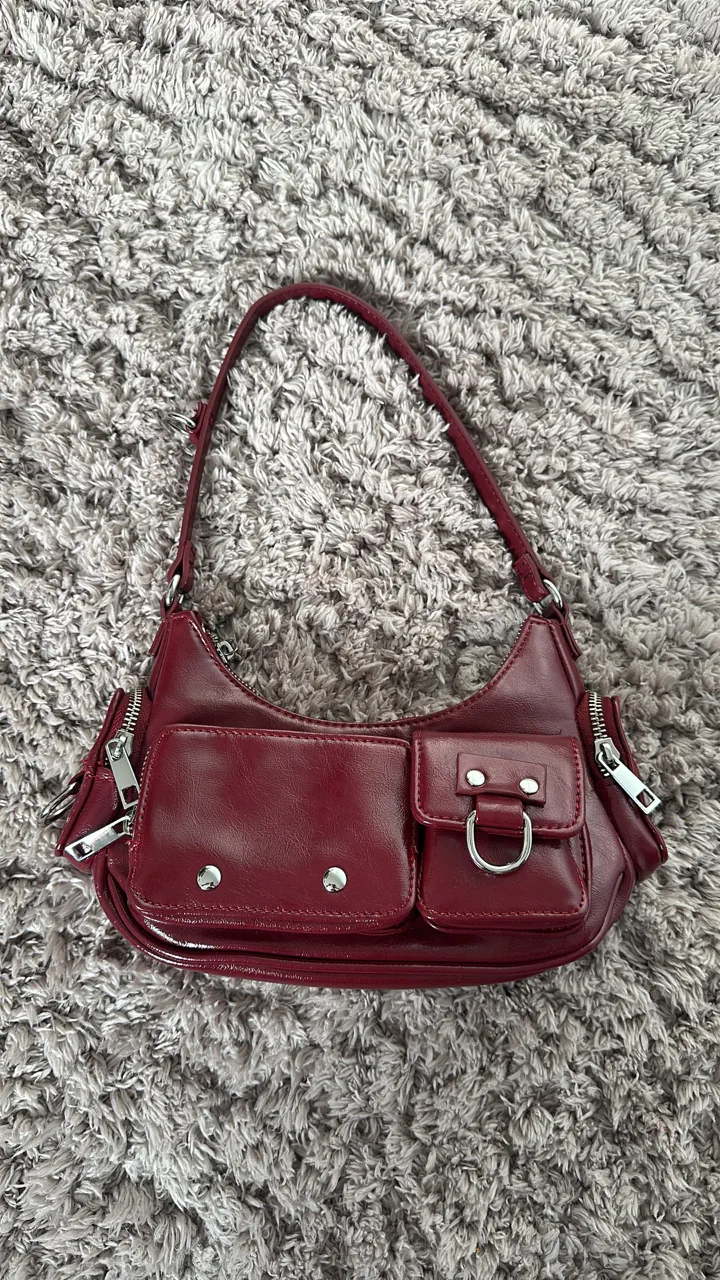 Cartera Bershka - imagen 1