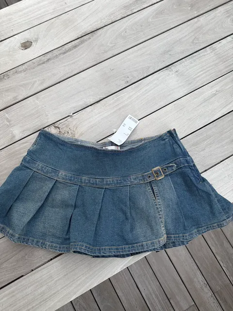Urban Outfitters · Talle M