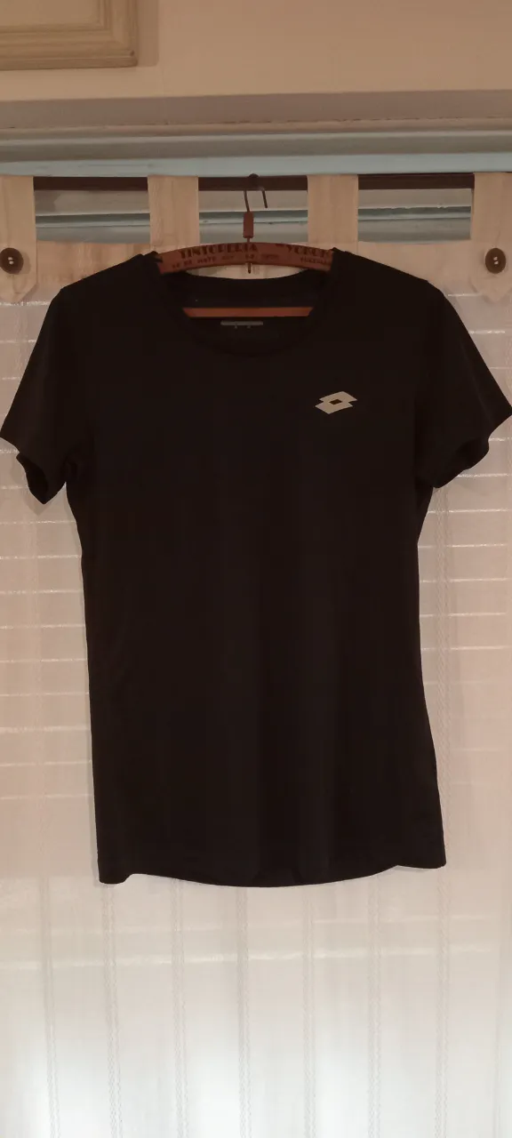 Remera Lotto · Talle M