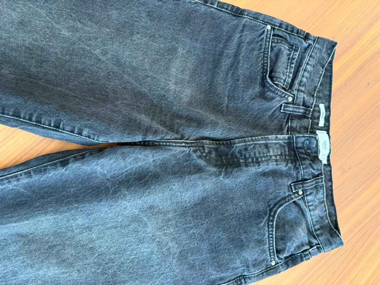 Jean Mango - imagen 1